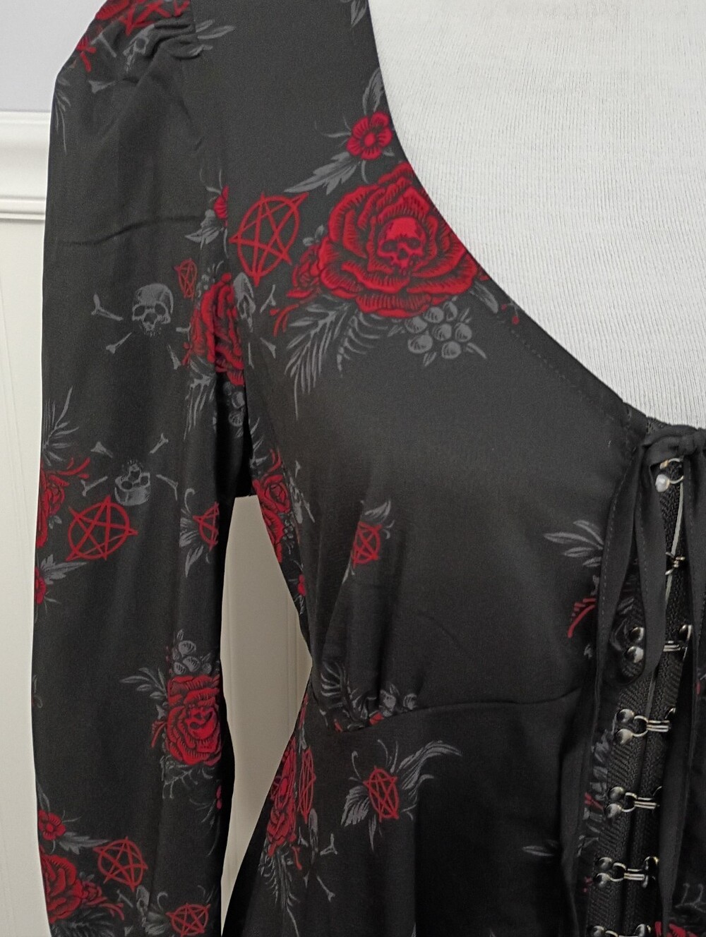 Killstar Hail Pandora Maxi Dress Black Red Skull Pentagram Goth Size Large NWT - Picture 3 of 16